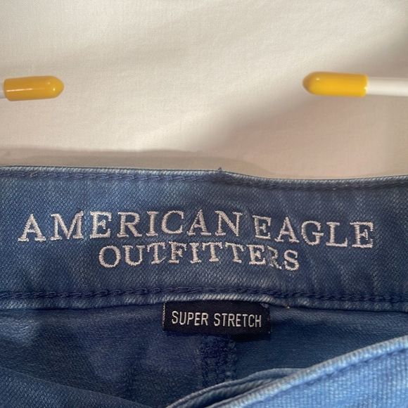 AMERICAN EAGLE HIGHRISE SHORTS - Picture 3 of 4